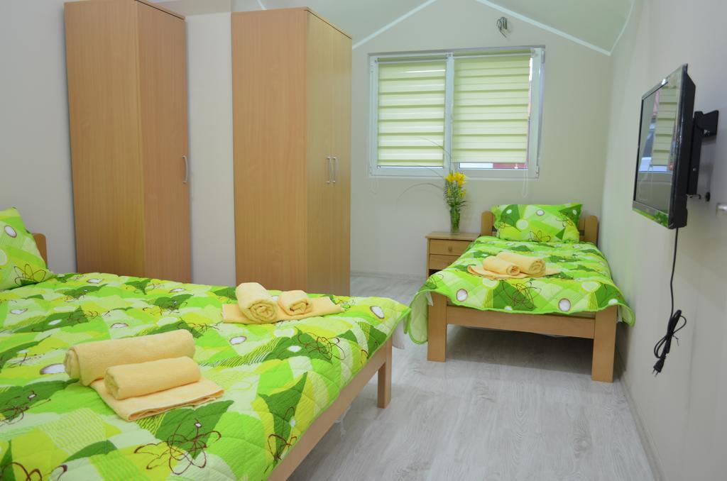 Guest House Konak Iris Predejane Szoba fotó
